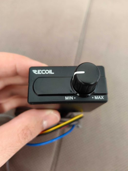 Регулятор для сабвуфера , усилителя RCA с вольтметром