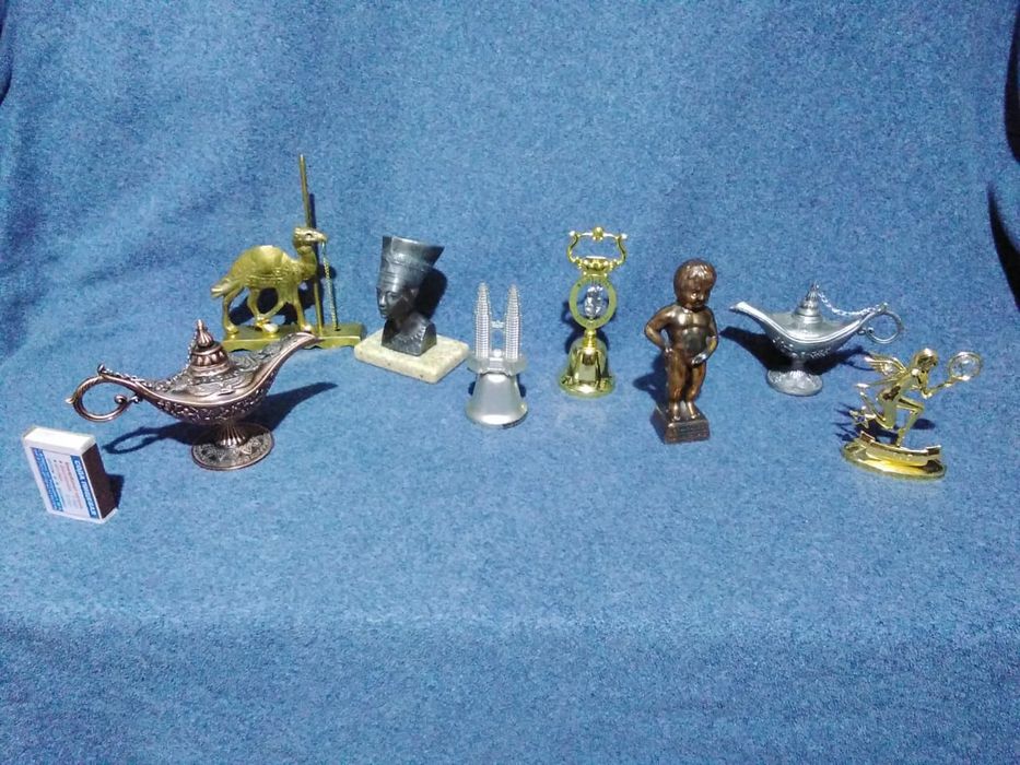 Царица Нефертити статуэтка.