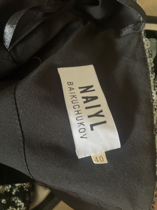 Вечерное платье от NAIYL