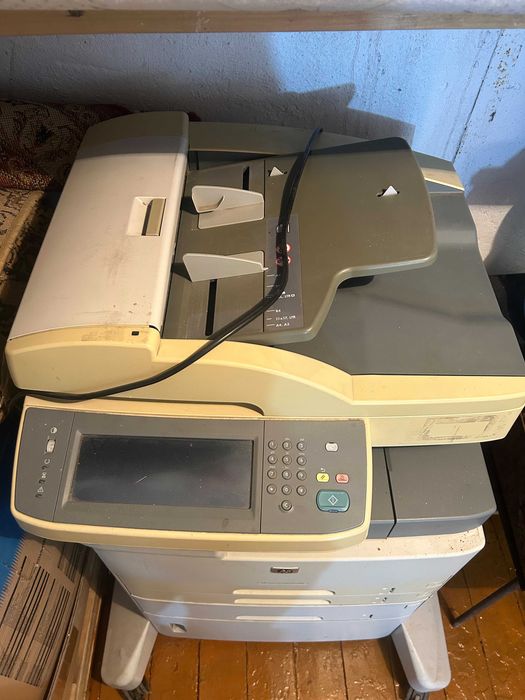 Принтер HP LaserJet M5025 (форматы А3 и А4)