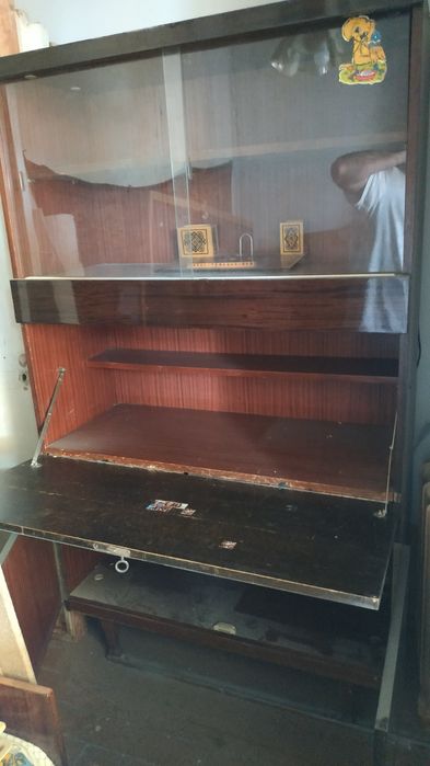 Шкаф книжный б/у