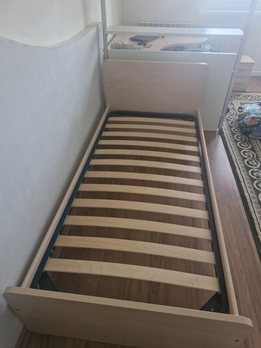 Продам кровать и шкаф