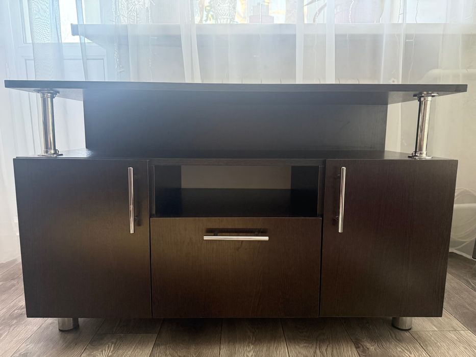 Тумба под телевизор