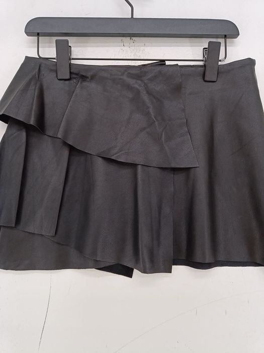 Кожена пола Zara