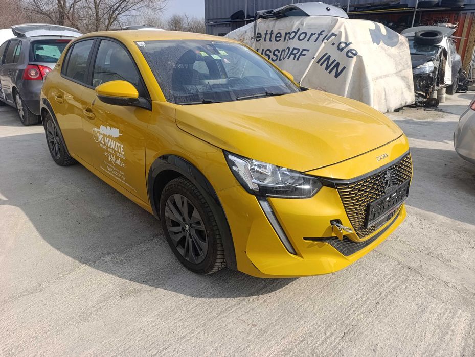 Пежо 208  Е208  / Peugeot 208  2  - 1,2I и E208 - на части