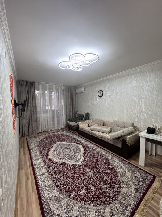 Продаются 2-х квартира в 11 мкр-7 дом