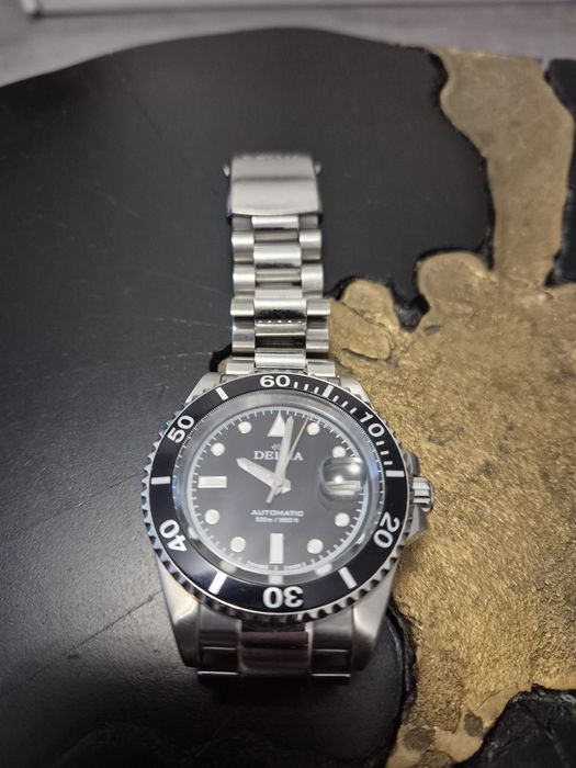 Vand ceas automatic Delma