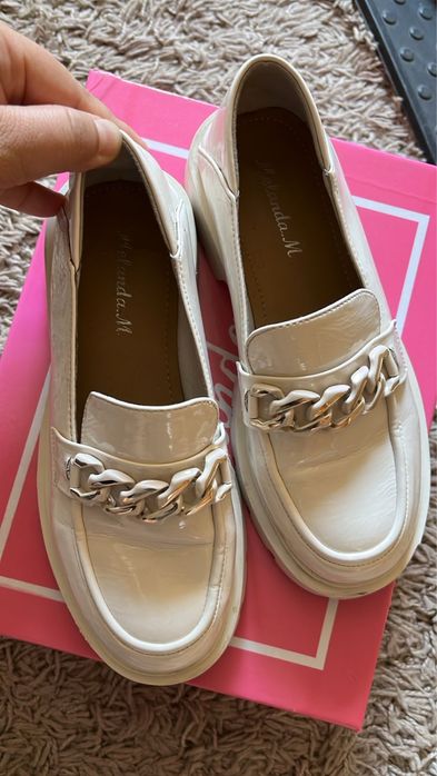 Натуральная лаковая кожа