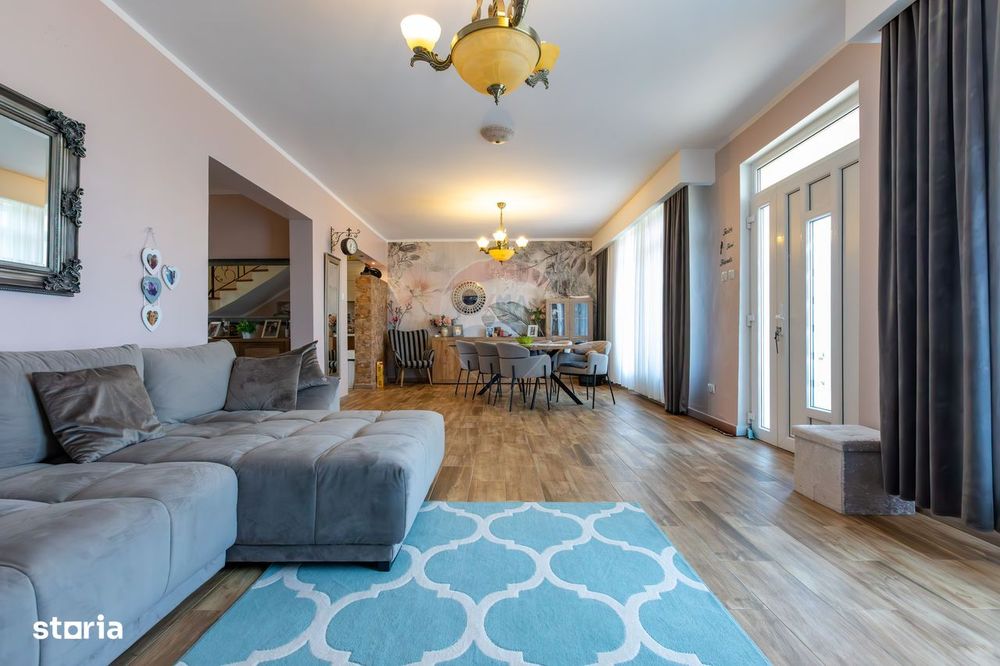 Casă / Vilă 4 camere de vânzare – Comuna Măgura, Str. Salcâmului