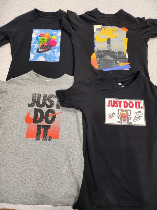 Тениски Nike (размер S)