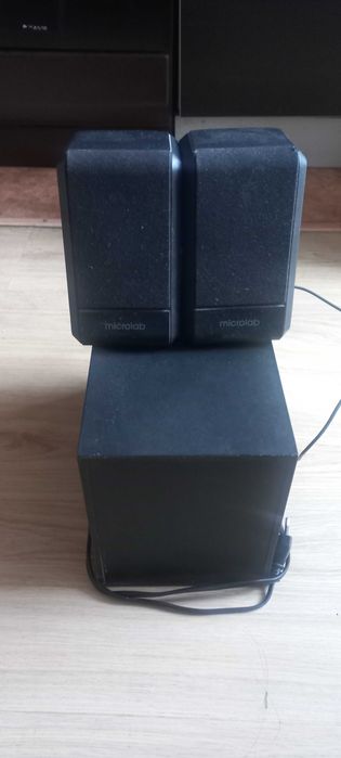 Продам компьютерные колонки Microlab