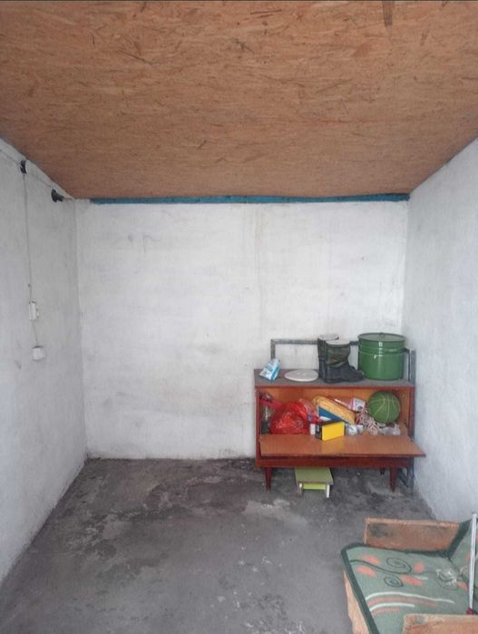 Продаётся гараж в центре города