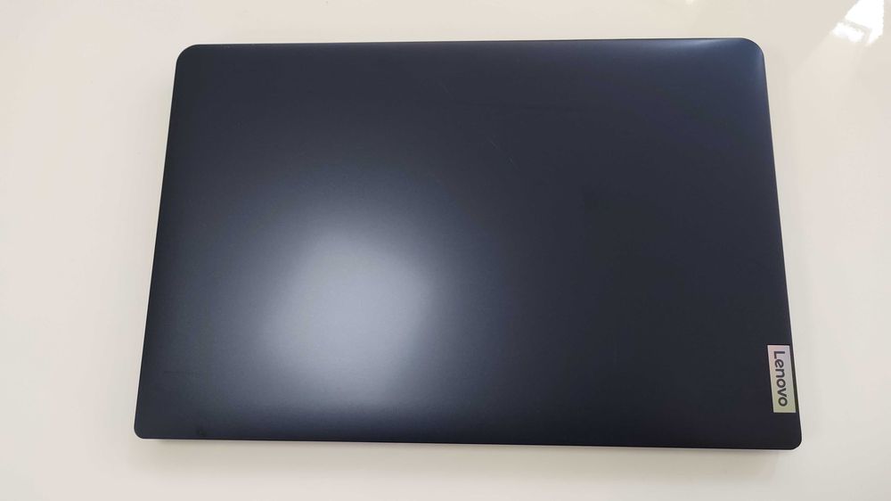 лаптоп Lenovo ideapad 1