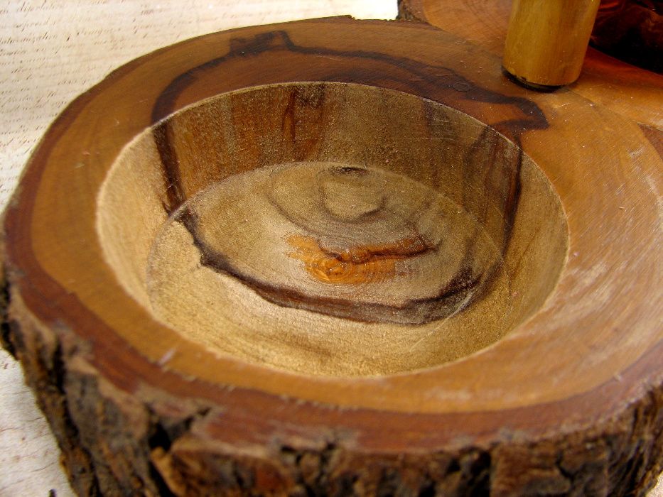 Стар Оливерник - Маслиново Дърво - Ръчно Духано Стъкло -УНИКАТ!