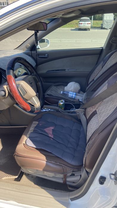 Ниссан Алтима.