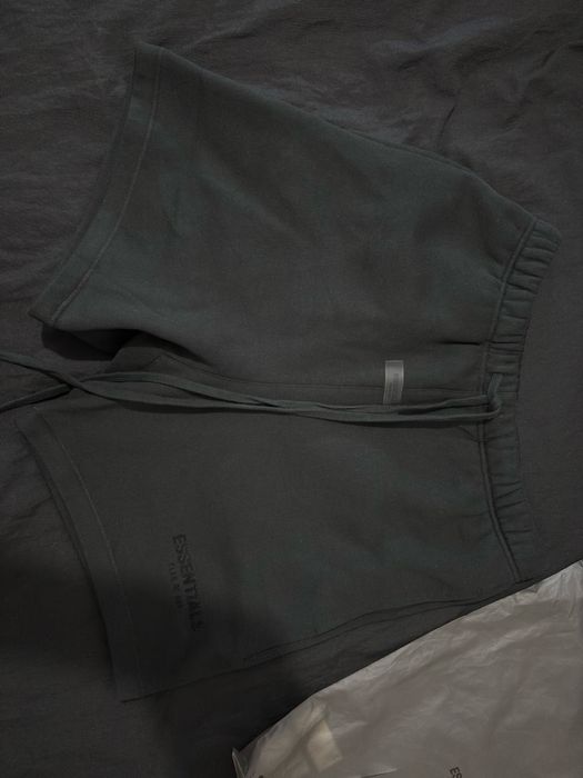 pantaloni eseen s