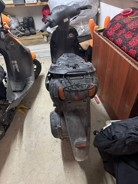 Два мопеды Сузуки летс 4