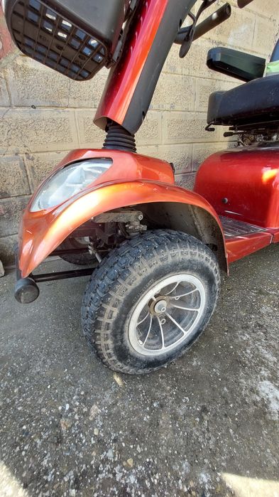 Електрическа инвалидна количка скутер