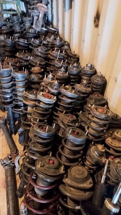 Амортизаторы на Ниссан