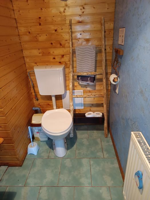 Scara baie și suport lavoar cu console