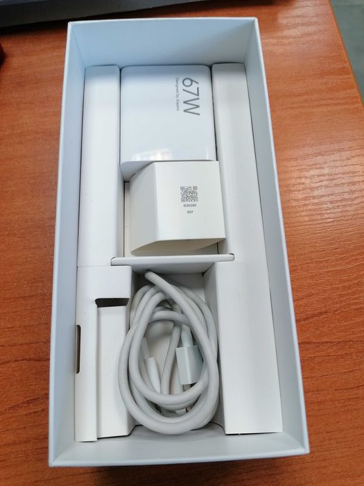 Телефон Redmi Note 13 Pro
