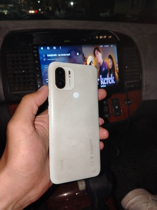 Продам телефон Redmi A1+