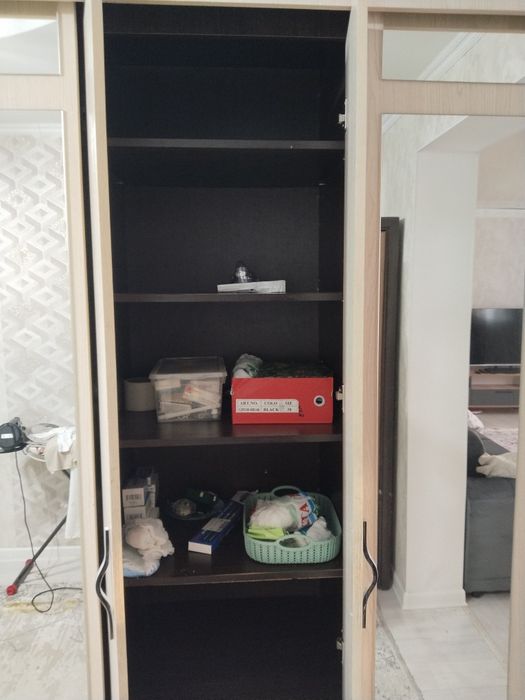 Продам шкаф в отличном состоянии