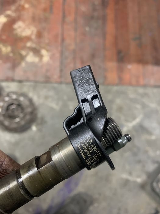 Injectoare vw motor 2.0 TDI cod CEGA 170 cp 03L 130 277