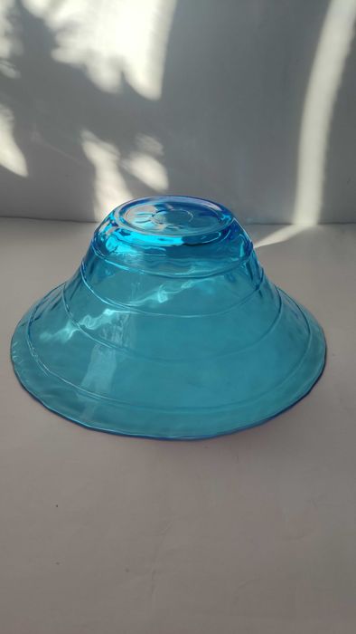 Голяма купа/фруктиера от цветно стъкло