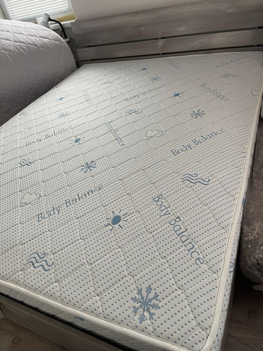 Спалня с матрал 160/200