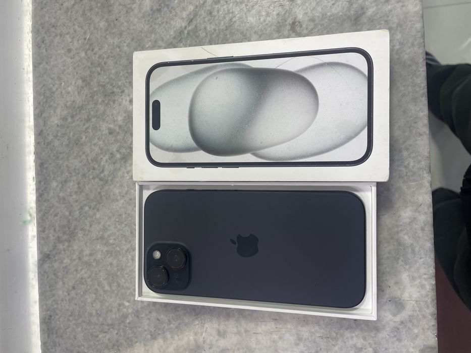 Iphone 15  128