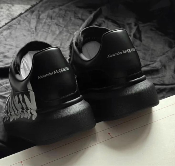 Alexander mcqueen negri