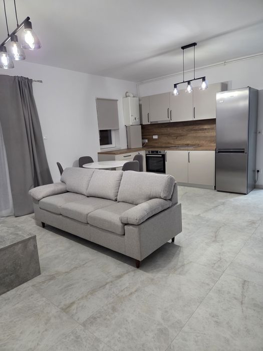 Apartament 3 camere de inchiriat Cehov Gradiste