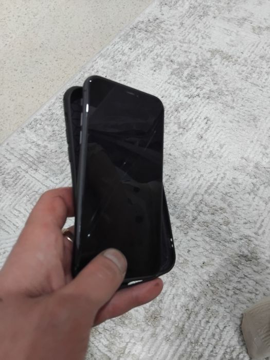 Айфон 11,128гиг,