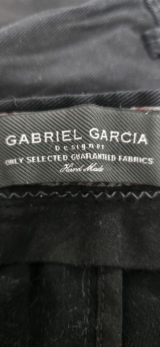 Продаются мужские джинсы