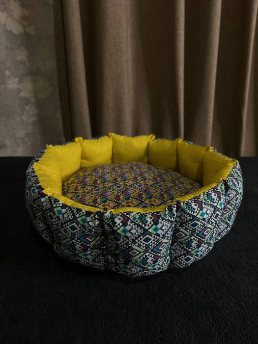 Лежанка для кошки или собаки