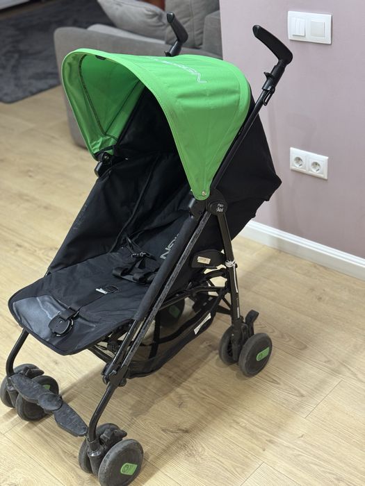 Продается прогулочная коляска