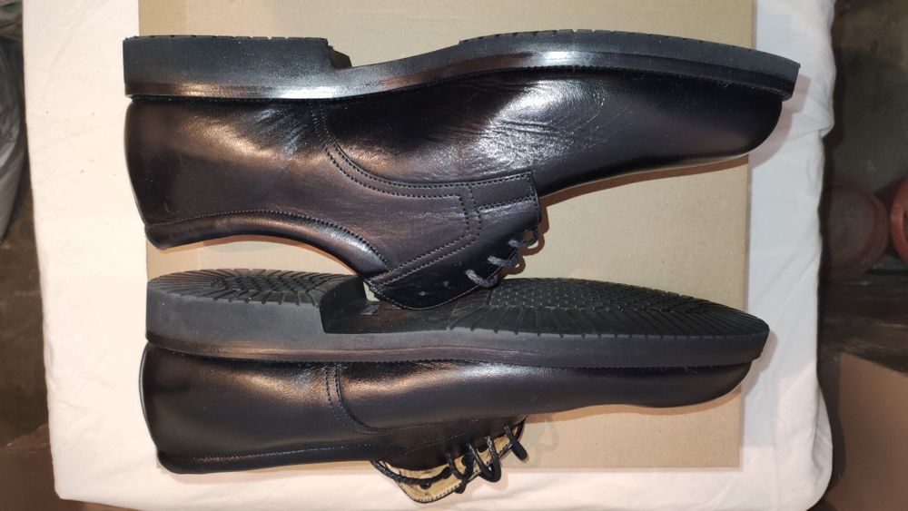 Здрави мъжки половинки от естествена кожа Ambiorix №48