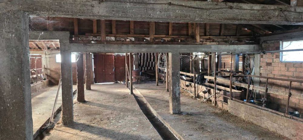 Продава се Промишлена сграда в с. Знаменосец, Област Стара Загора - 270 кв.м за 145 €/кв.м - Снимка #1