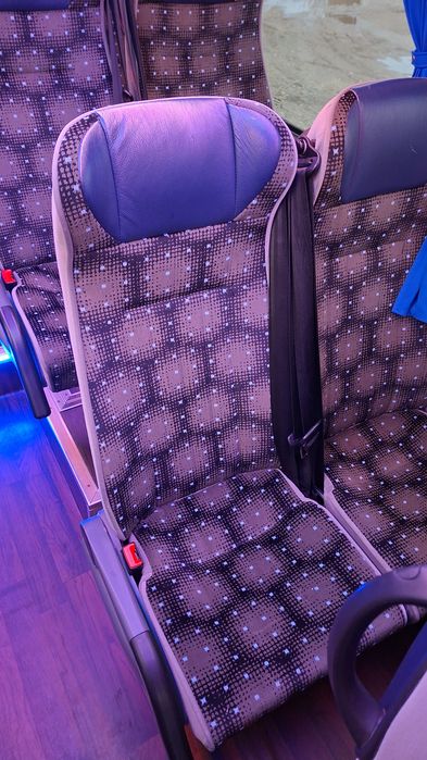 Transport persoane, excursii, team building uri, transferuri, etc