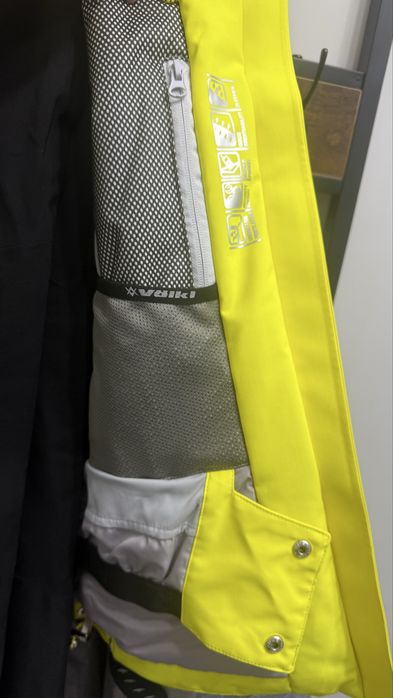 Женский лыжный костюм