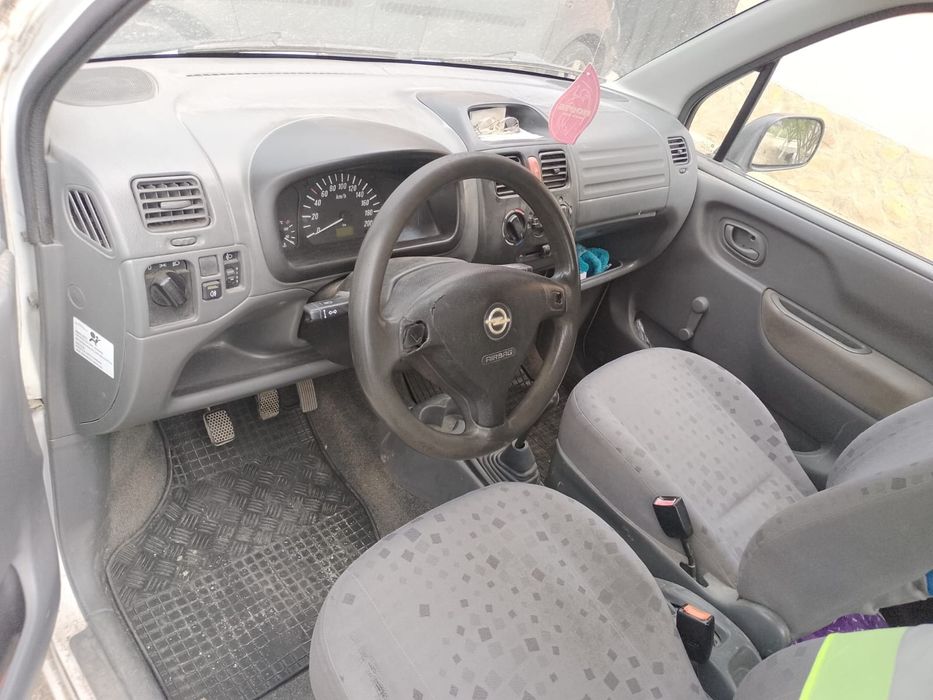 Vând autoturism Opel Agila