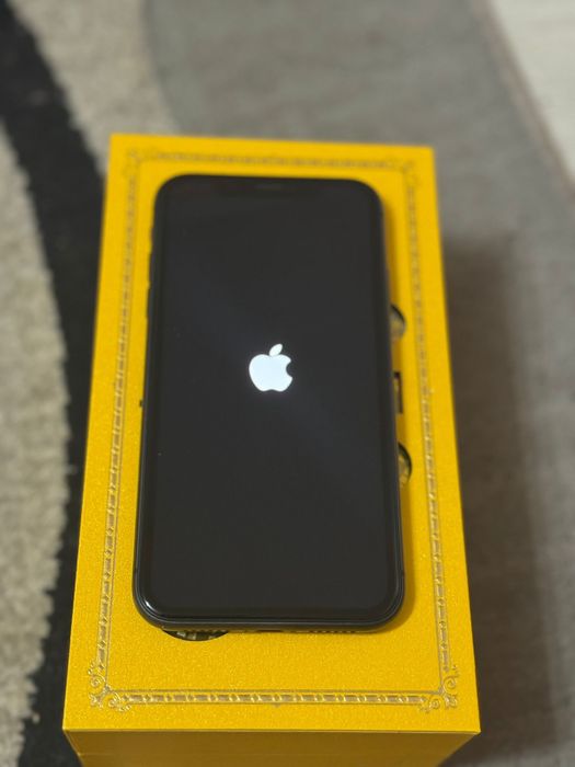 Vand Iphone 11 in stare impecabila
