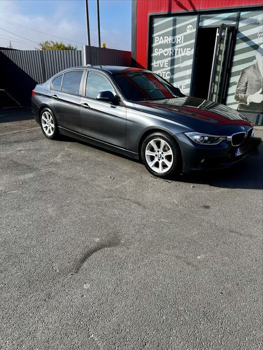 BMW Seria 3 0 — imagine 2