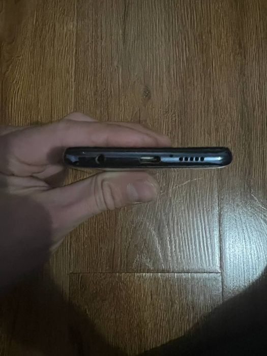 Poco x3 pro sotiladi