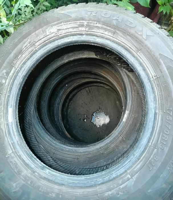 Продам балоны зимние R13