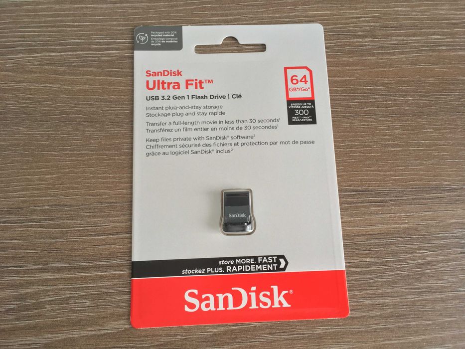 stick 64 gb memorie usb 3 Sandisk Ultra Fit, nou, garantie 5 ani