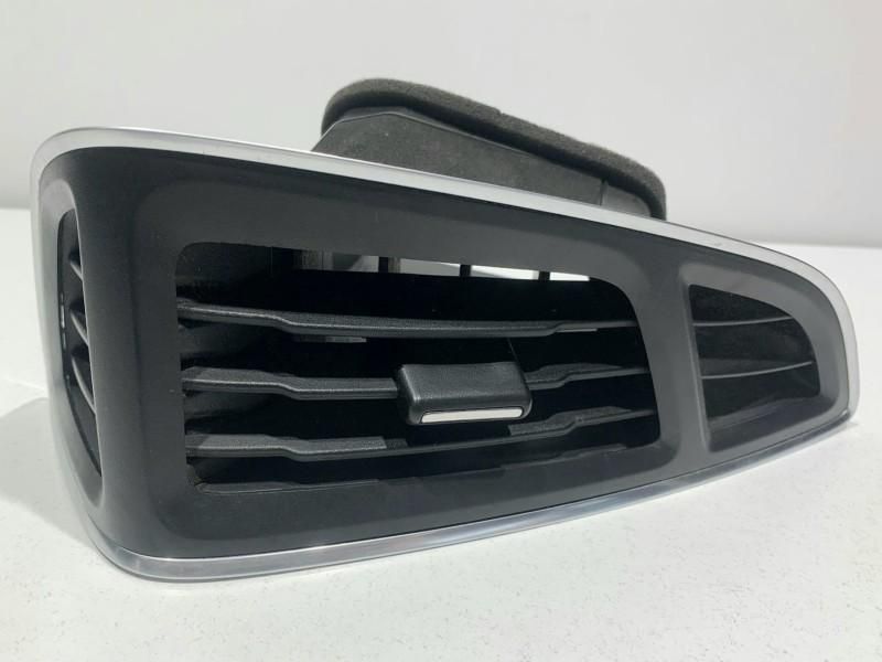 Grila ventilatie dreapta fata Ford Focus 3 BM51-A018B08-CF Break