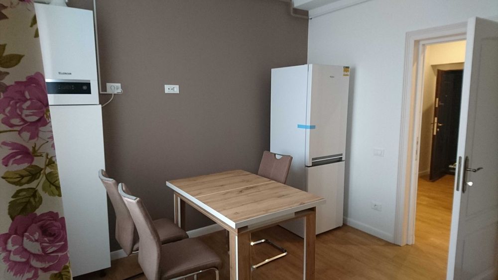 Inchiriez apartament 2  sau 3 camere