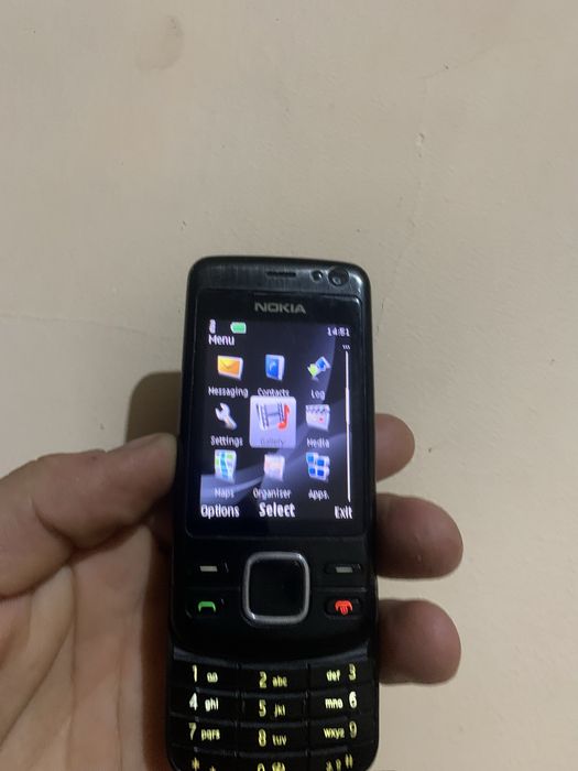 Nokia 66 00 sotiladi
